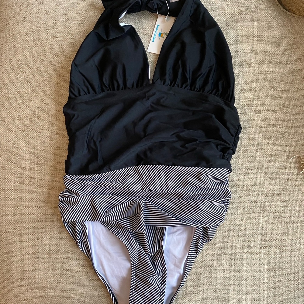 One piece bathing suit